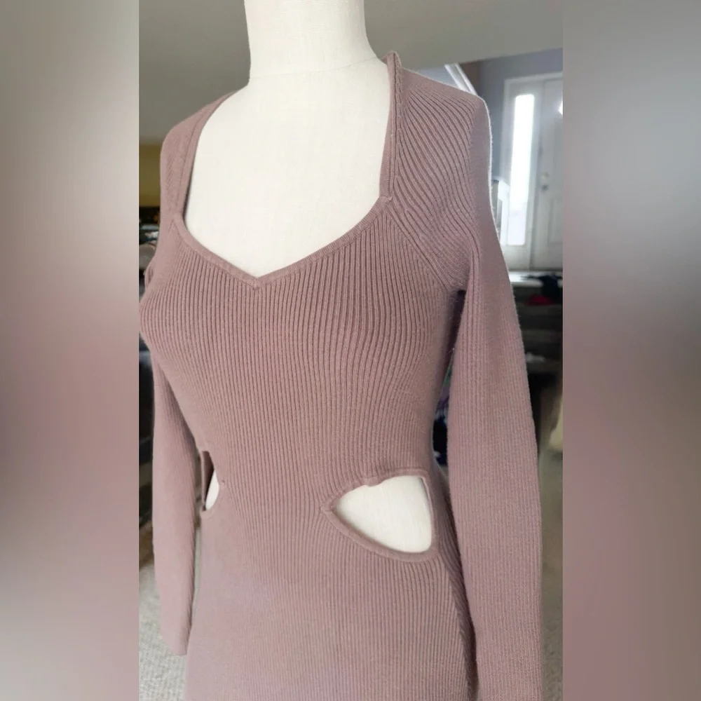 Abercrombie & Fitch Mauve Long Sleeve Bodycon Cut Out Sweater Maxi Dress Sz M
